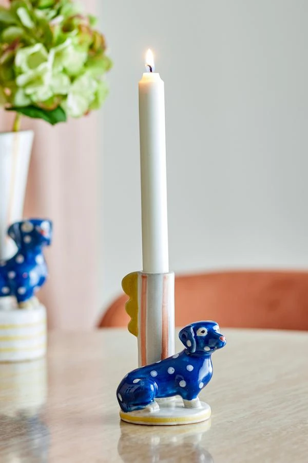 Bougeoir, Chien Teckel